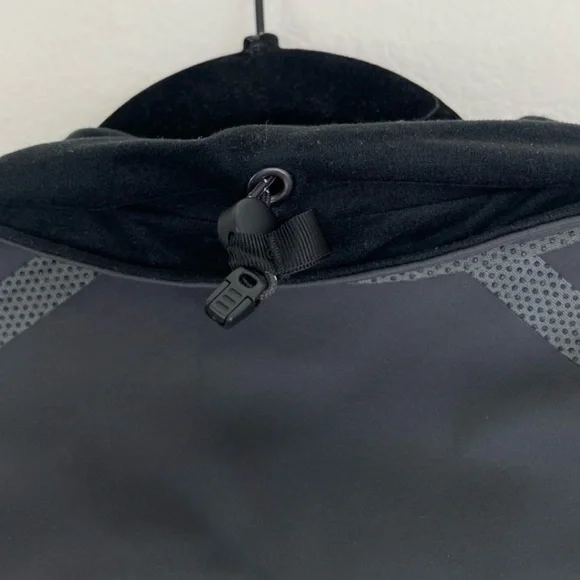 Mountain Hardwear Conduit Softshell Jacket Full Zip
Grey Womens Size 10 - Picture 7 of 12